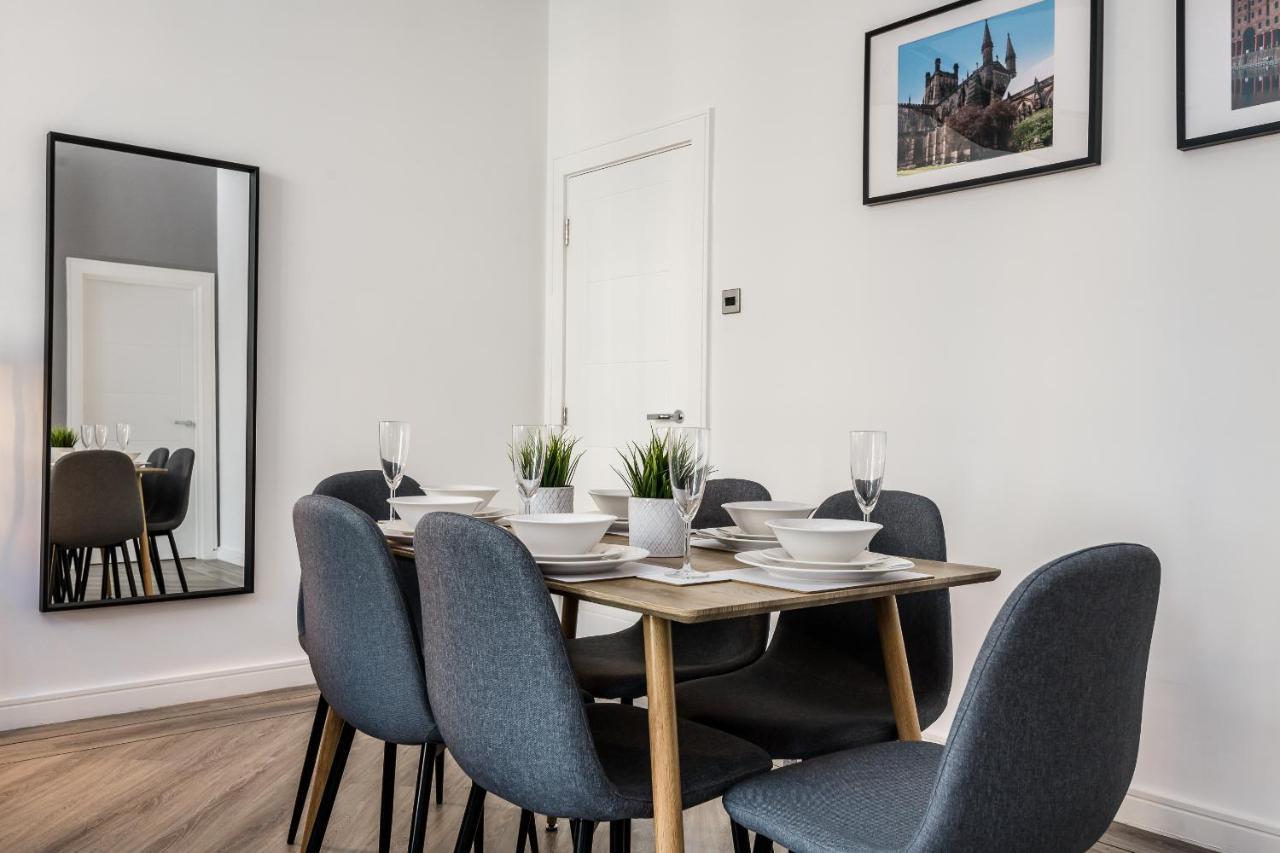 Manhattan Style Apartment - 2 bedroom - Netflix Liverpool Buitenkant foto