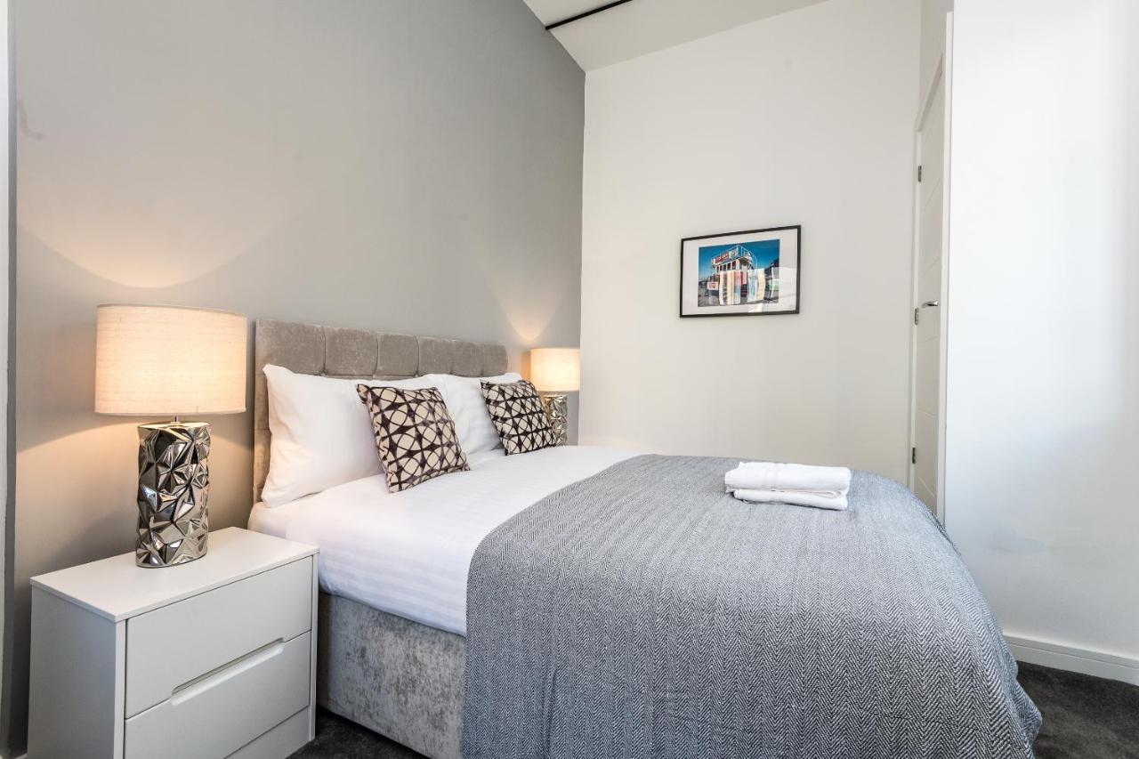 Manhattan Style Apartment - 2 bedroom - Netflix Liverpool Buitenkant foto