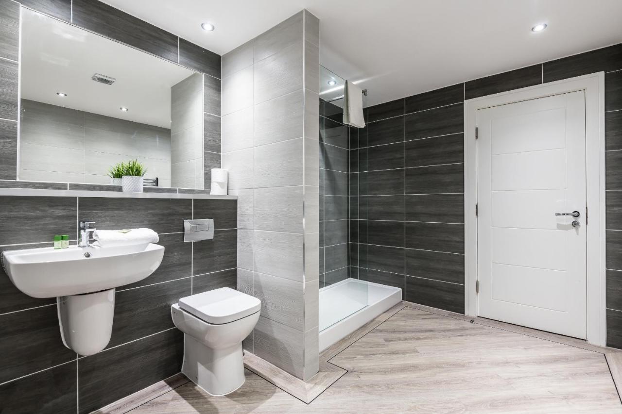 Manhattan Style Apartment - 2 bedroom - Netflix Liverpool Buitenkant foto